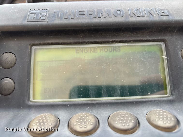 image for item EJ3239 2012 Wabash refrigerated van trailer