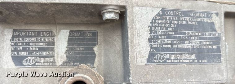 image for item EJ3239 2012 Wabash refrigerated van trailer