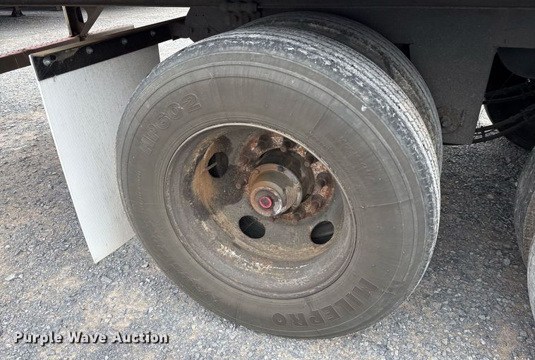 image for item EJ3239 2012 Wabash refrigerated van trailer