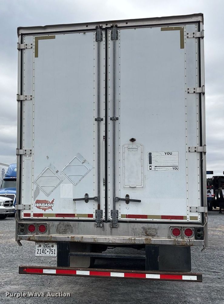 image for item EJ3240 2005 Wabash refrigerated van trailer