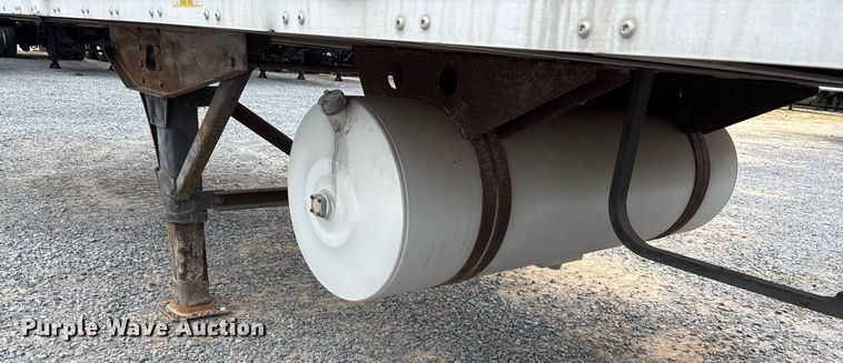 image for item EJ3240 2005 Wabash refrigerated van trailer