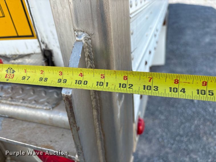 image for item EJ3253 2006 Great Dane 7411T-SSL dry van trailer