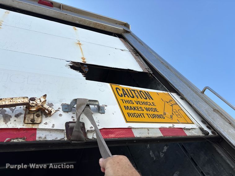 image for item EJ3253 2006 Great Dane 7411T-SSL dry van trailer