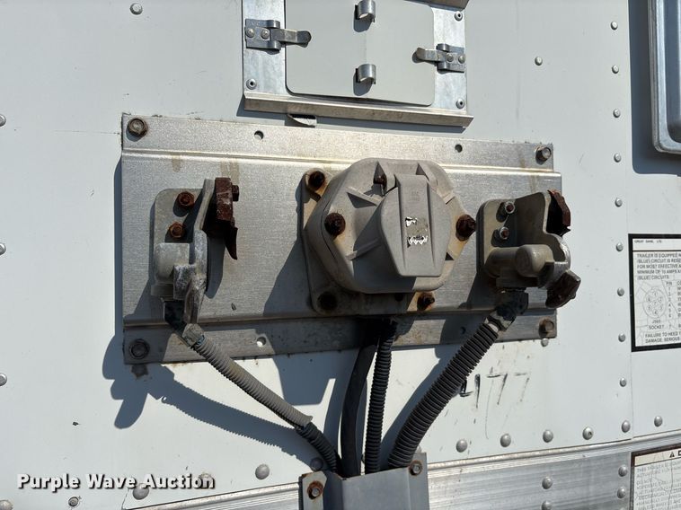 image for item EJ3253 2006 Great Dane 7411T-SSL dry van trailer