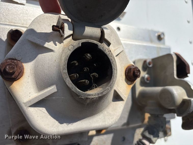 image for item EJ3253 2006 Great Dane 7411T-SSL dry van trailer