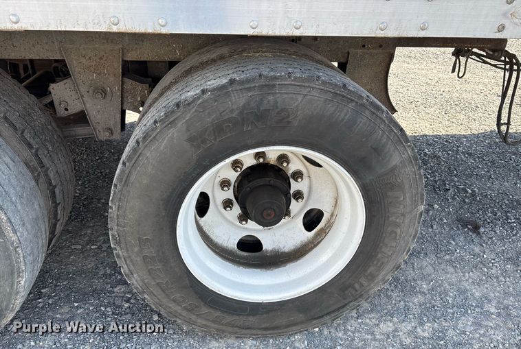 image for item EJ3253 2006 Great Dane 7411T-SSL dry van trailer