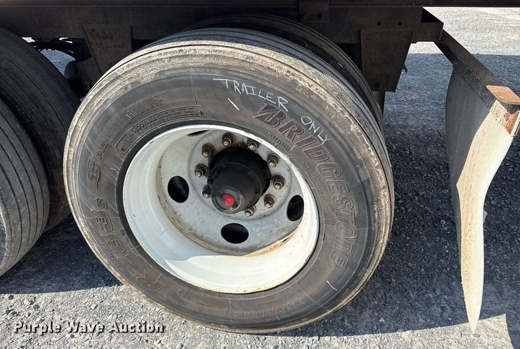 image for item EJ3253 2006 Great Dane 7411T-SSL dry van trailer