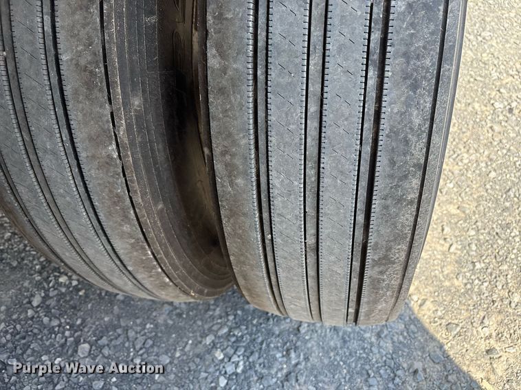 image for item EJ3253 2006 Great Dane 7411T-SSL dry van trailer