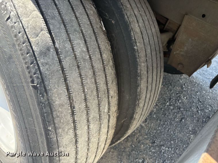 image for item EJ3257 2006 Great Dane 7411T-SSL dry van trailer