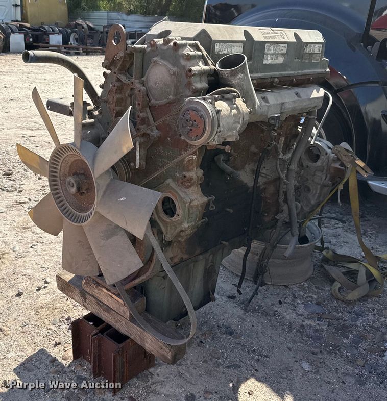 image for item EJ3273 2001 Detroit Diesel Series 60 engine