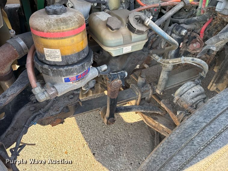 image for item EJ3290 2013 Freightliner Cascadia semi truck