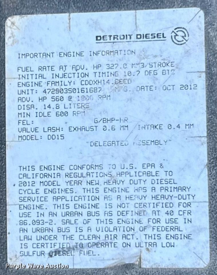 image for item EJ3290 2013 Freightliner Cascadia semi truck