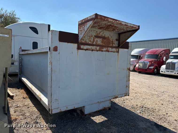 image for item EJ3292 Dump bed