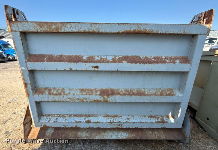 image for item EJ3292 Dump bed