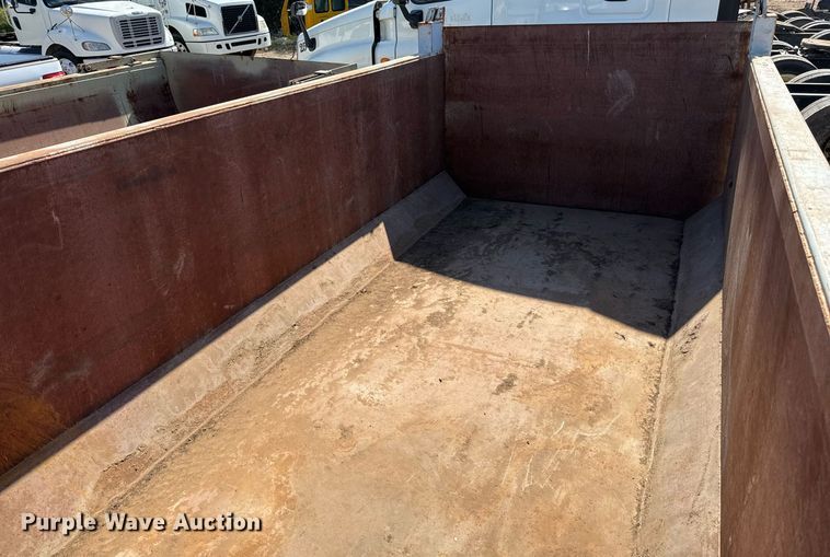 image for item EJ3292 Dump bed