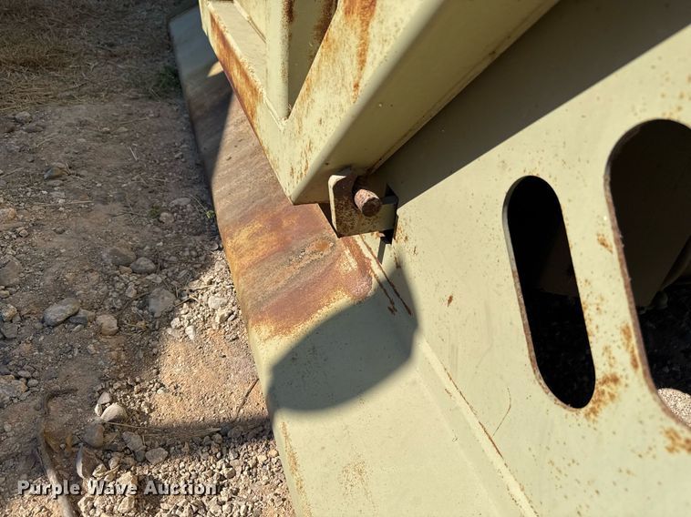 image for item EJ3293 Dump bed