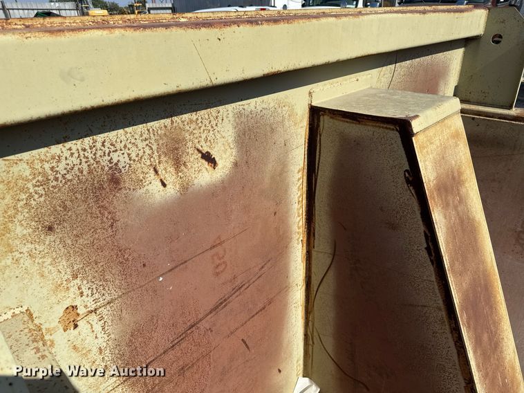 image for item EJ3293 Dump bed