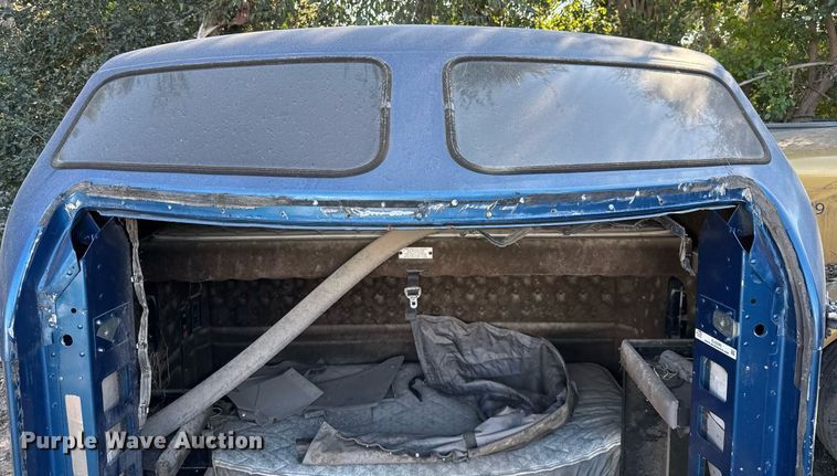 image for item EJ3295 2015 Kenworth W900 sleeper cab