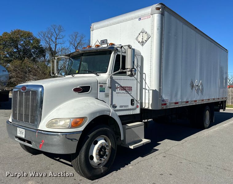 image for item EJ5165 2014 Peterbilt 337 box truck