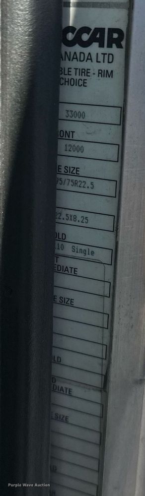 image for item EJ5165 2014 Peterbilt 337 box truck