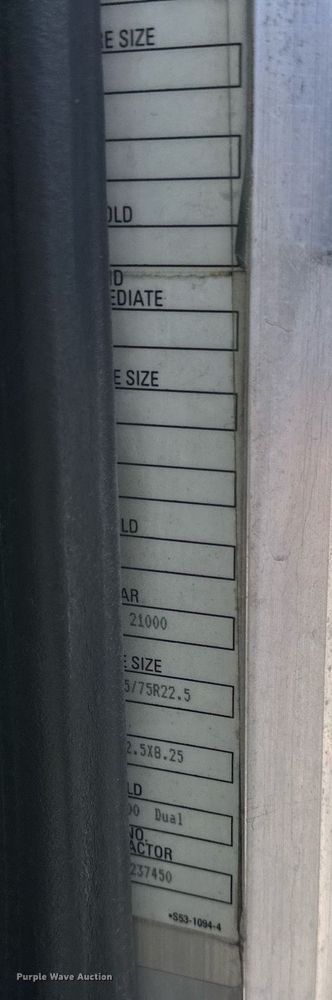 image for item EJ5165 2014 Peterbilt 337 box truck