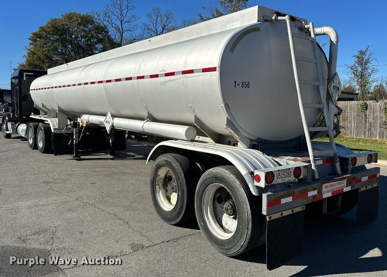 image for item EJ5167 1978 Freuhauf TAG-F2-ESF tank trailer