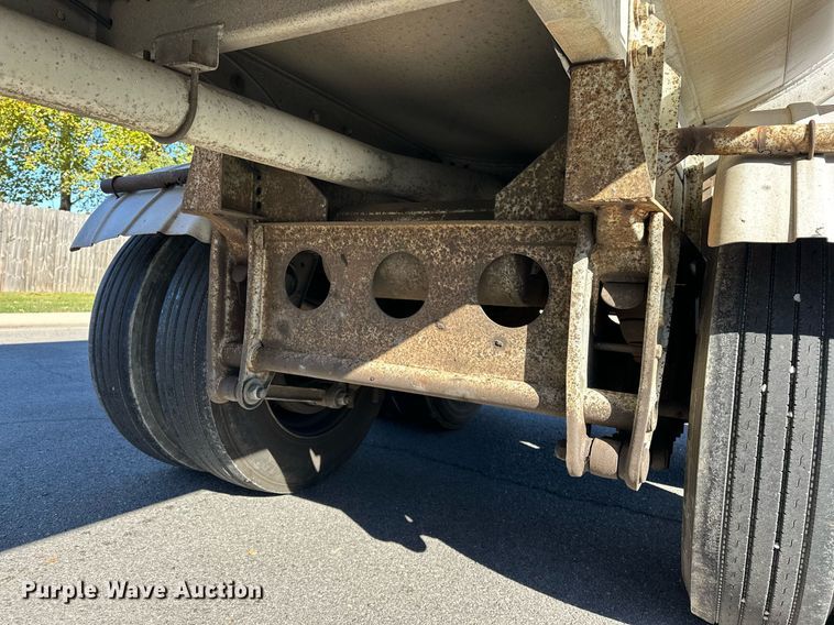 image for item EJ5167 1978 Freuhauf TAG-F2-ESF tank trailer