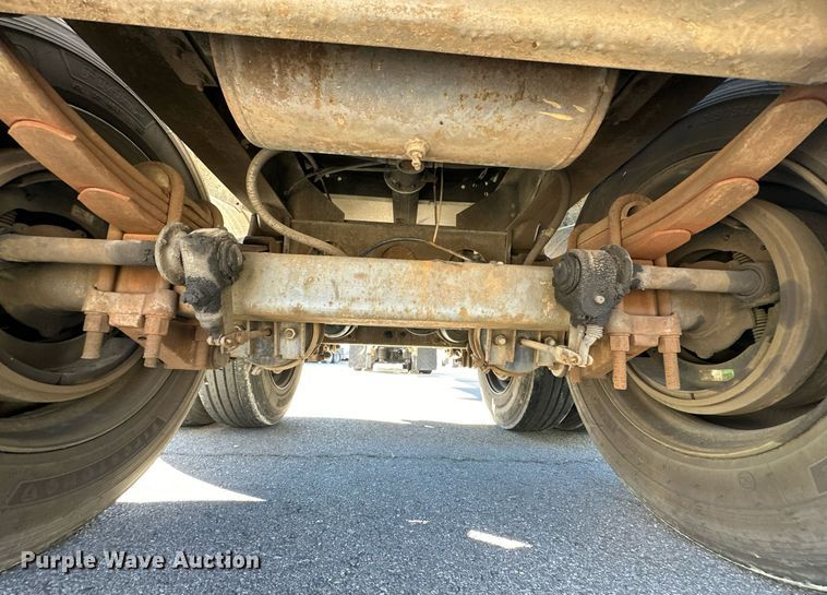 image for item EJ5167 1978 Freuhauf TAG-F2-ESF tank trailer