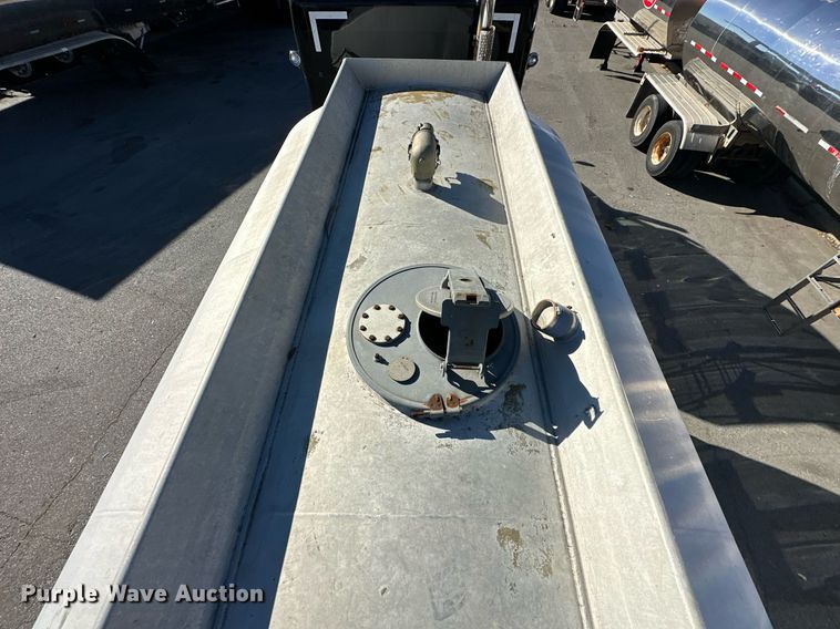 image for item EJ5167 1978 Freuhauf TAG-F2-ESF tank trailer