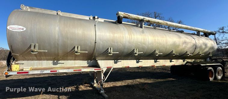 image for item EJ5232 2008 Pinson 0896D28N421CHJLA feed delivery trailer