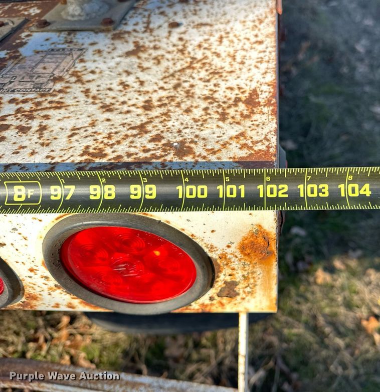 image for item EJ5232 2008 Pinson 0896D28N421CHJLA feed delivery trailer