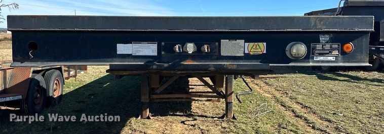 image for item EJ5254 2008 Viking VFD46R16F40T drop deck equipment trailer