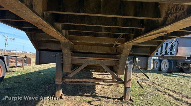 image for item EJ5254 2008 Viking VFD46R16F40T drop deck equipment trailer