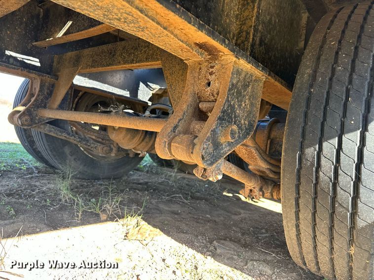 image for item EJ5254 2008 Viking VFD46R16F40T drop deck equipment trailer