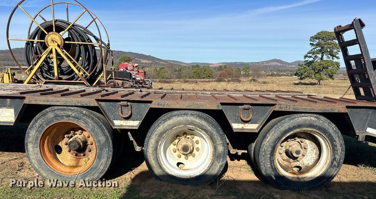 image for item EJ5254 2008 Viking VFD46R16F40T drop deck equipment trailer