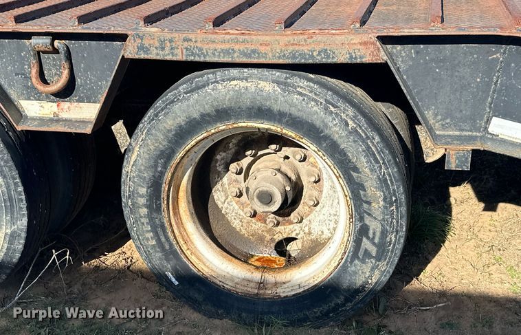 image for item EJ5254 2008 Viking VFD46R16F40T drop deck equipment trailer