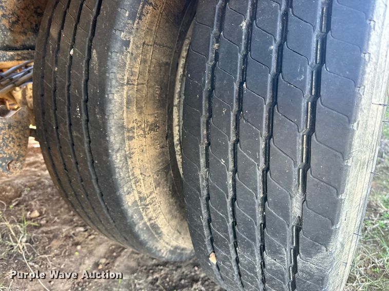 image for item EJ5254 2008 Viking VFD46R16F40T drop deck equipment trailer