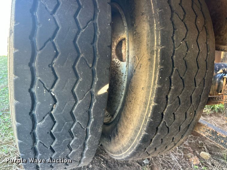 image for item EJ5254 2008 Viking VFD46R16F40T drop deck equipment trailer