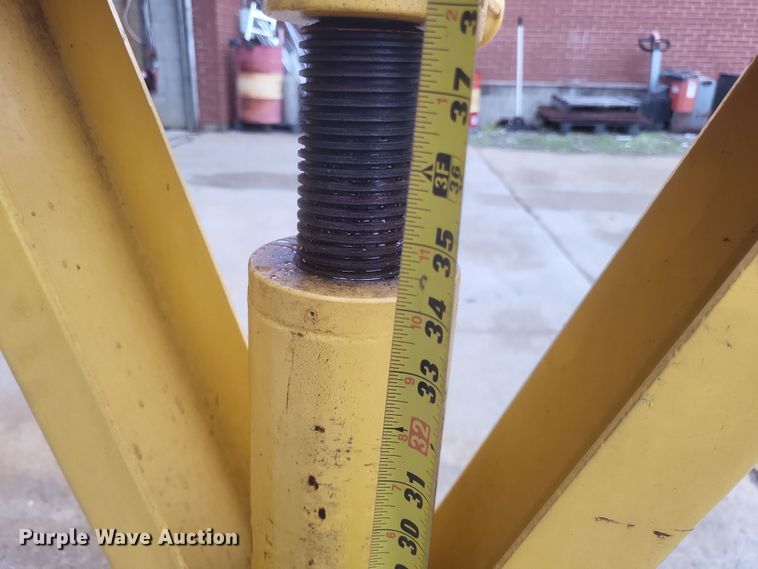 image for item EJ8139 Trailer stabilizer jack 