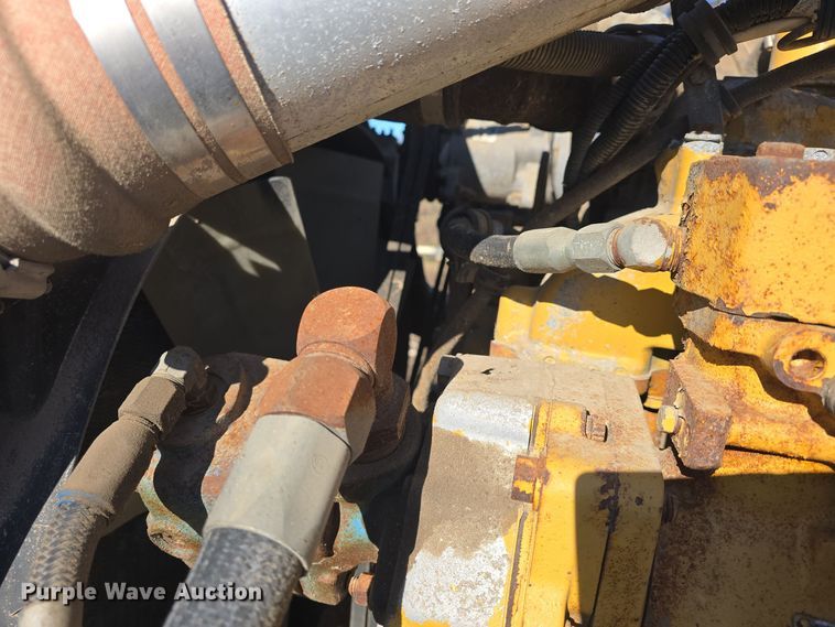 image for item EK2426 1990 Kenworth T600 semi truck