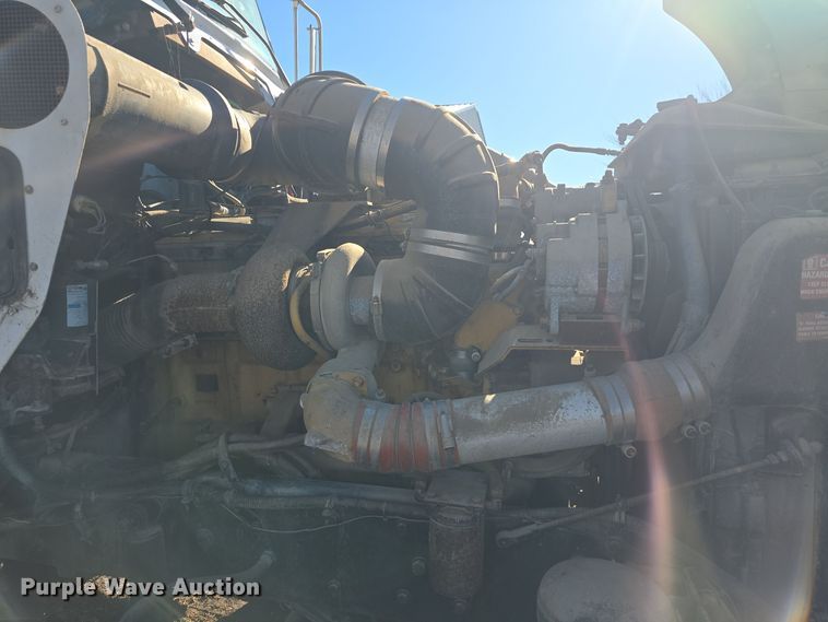 image for item EK2426 1990 Kenworth T600 semi truck