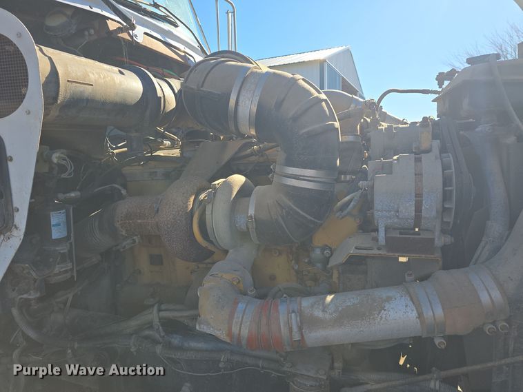 image for item EK2426 1990 Kenworth T600 semi truck