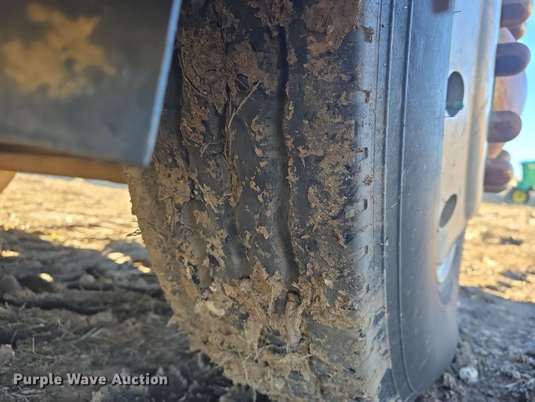 image for item EK2426 1990 Kenworth T600 semi truck