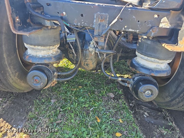 image for item EK2426 1990 Kenworth T600 semi truck