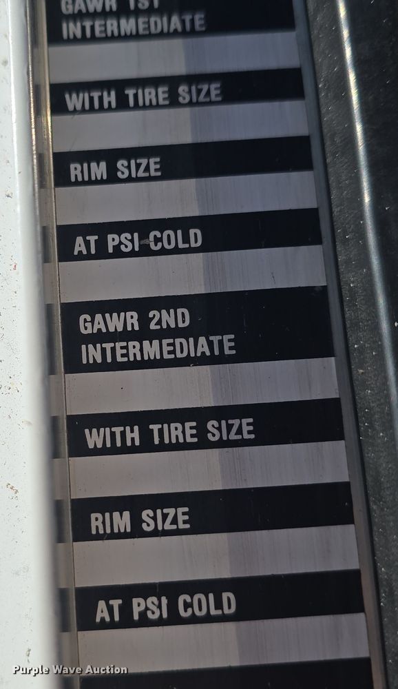 image for item EK2426 1990 Kenworth T600 semi truck