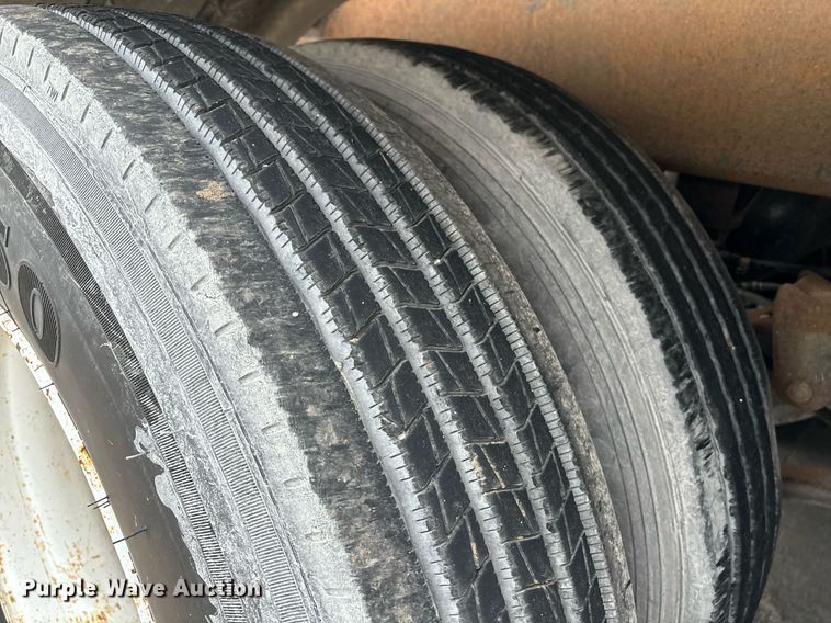 image for item EM0007 1985 Polar tank trailer