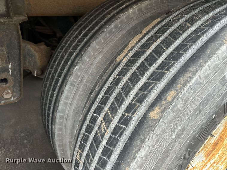 image for item EM0007 1985 Polar tank trailer