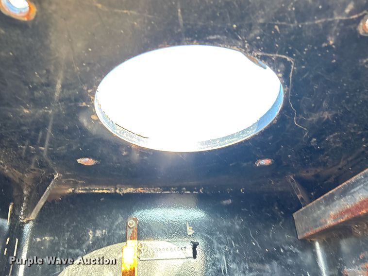 image for item EM0026 2011 International DuraStar 4000 utility / service truck