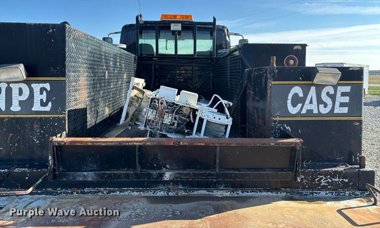 image for item EM0026 2011 International DuraStar 4000 utility / service truck