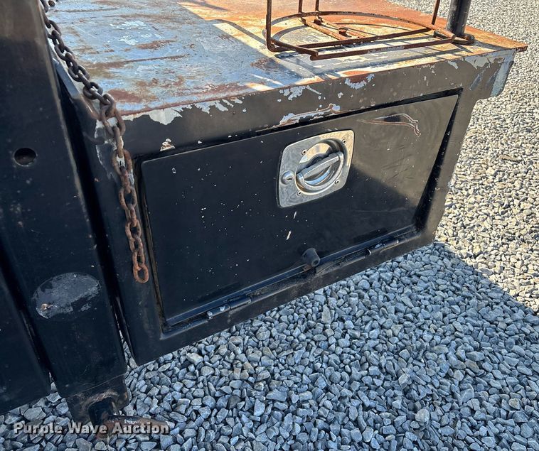 image for item EM0026 2011 International DuraStar 4000 utility / service truck